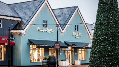 Caledonia Park welcomes British duo Hobbs and Phase Eight