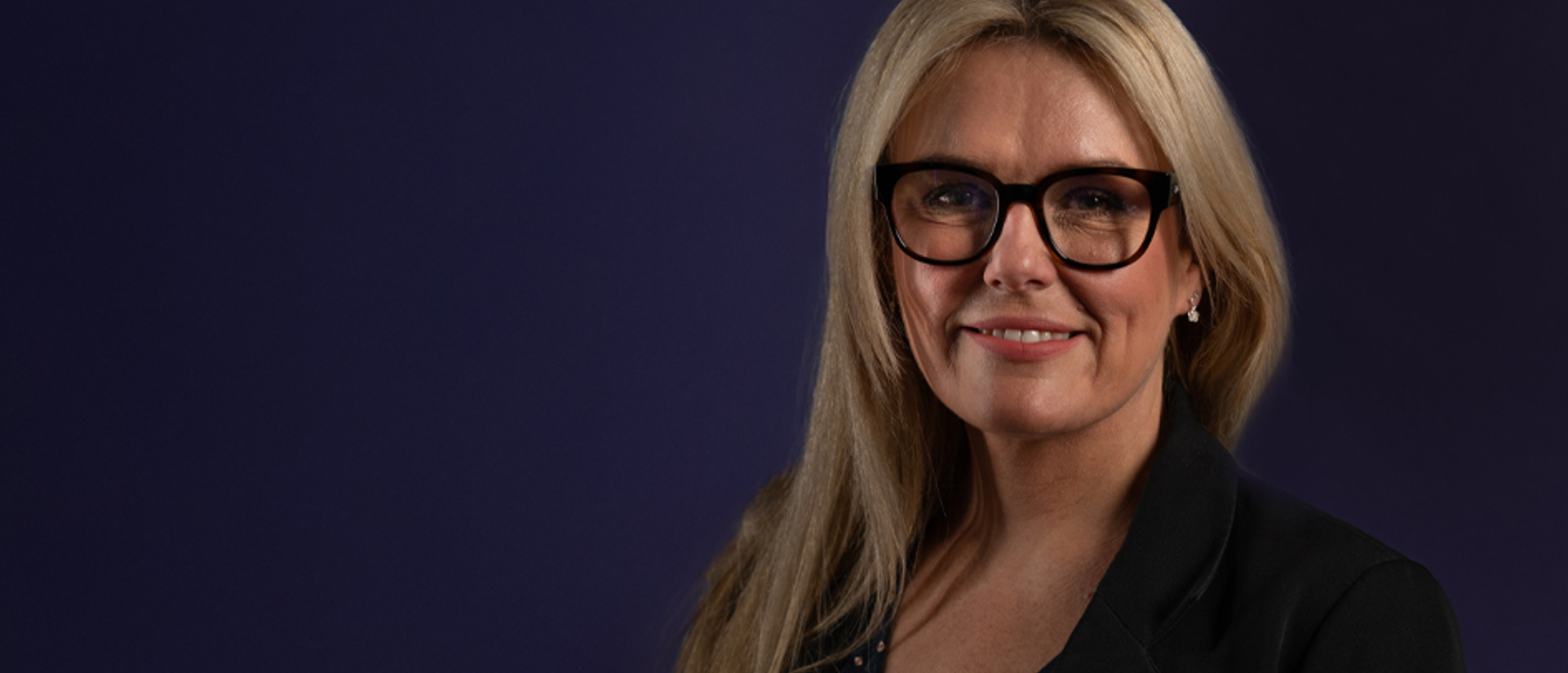 Julie Alexander 945 X 532